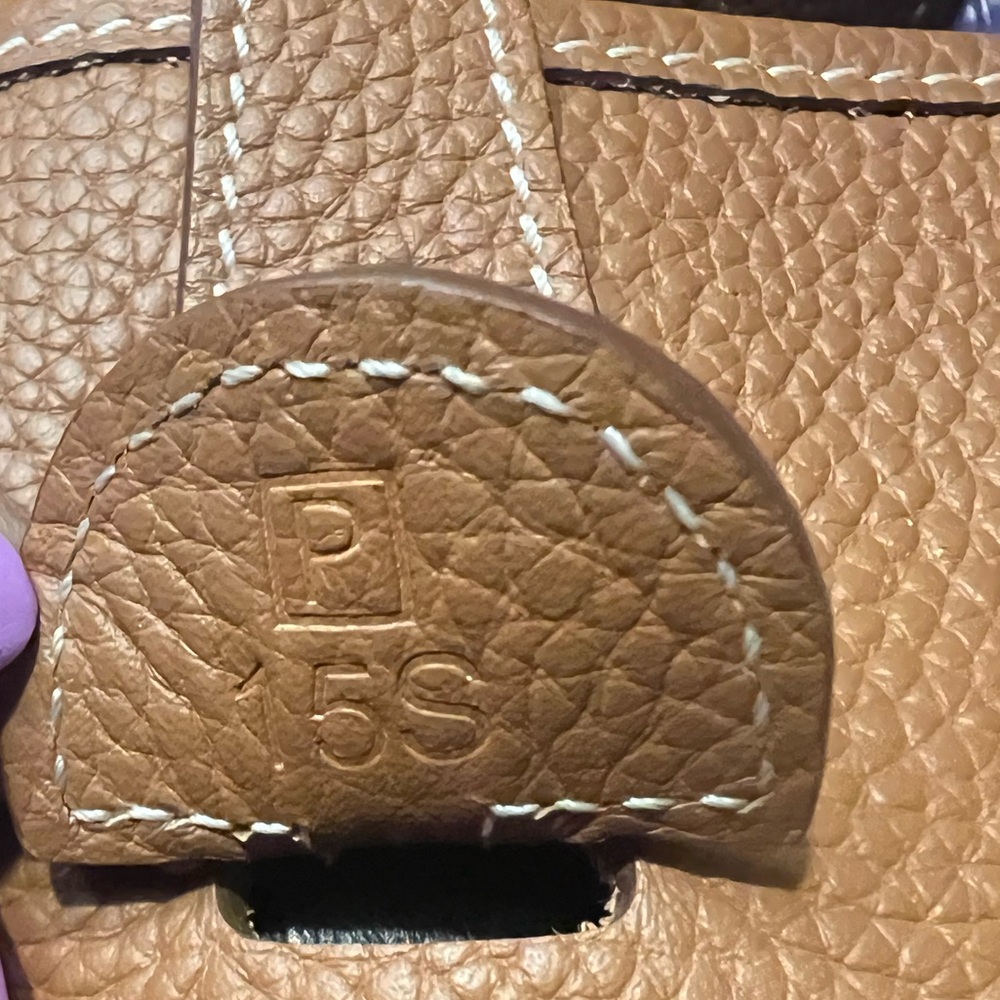 Hermes Evelyne III Genuine Leather Tan Shoulder Bag…
This is NOT TPM Model - Picture 6 of 6